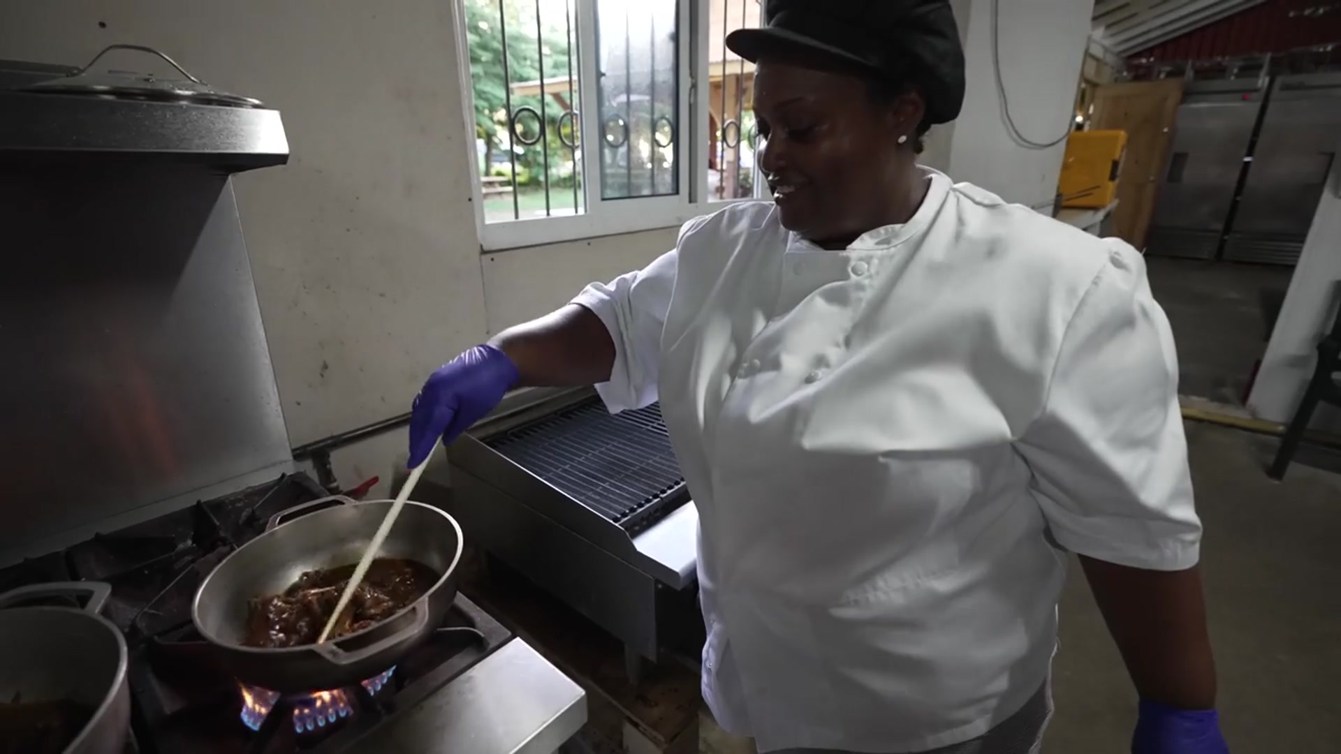 'Video thumbnail for Wild Caribbean Feast In Dominica!! Rodents, Opossum, and Zero Regrets!'