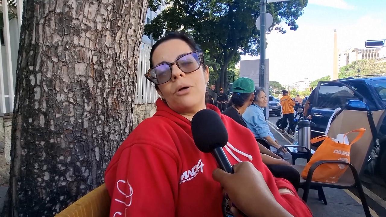 Video thumbnail for Venezuela: Caracas residents recount terror as quakes devastate Venezuela.