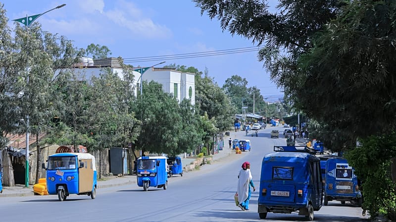 Video thumbnail for Heavy fighting, internet disruption as Ethiopia conflict rages