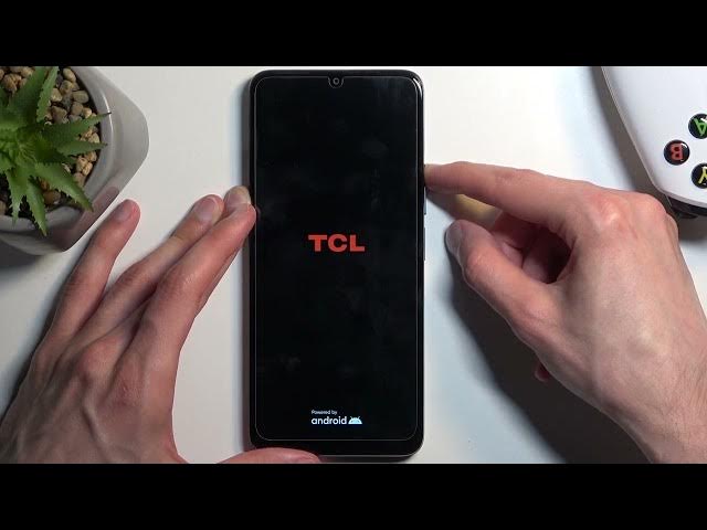 Video thumbnail for How to Enter Fastboot Mode on TCL 40 SE?