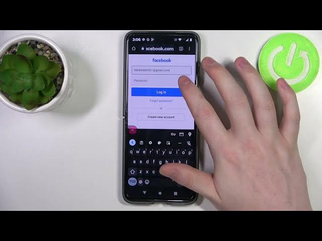 Video thumbnail for How to Manage Google Passwords on Motorola Razr 40 – Autofill with Google