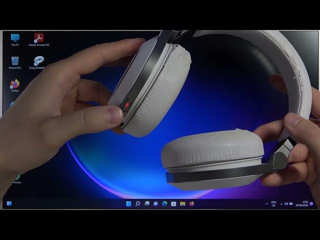 Video thumbnail for How to Pair JBL Synchros E50BT with Laptop?