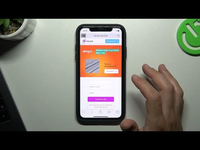 Video thumbnail for Lost in Translation? Learn How to Instantly Translate Webpages on Safari!