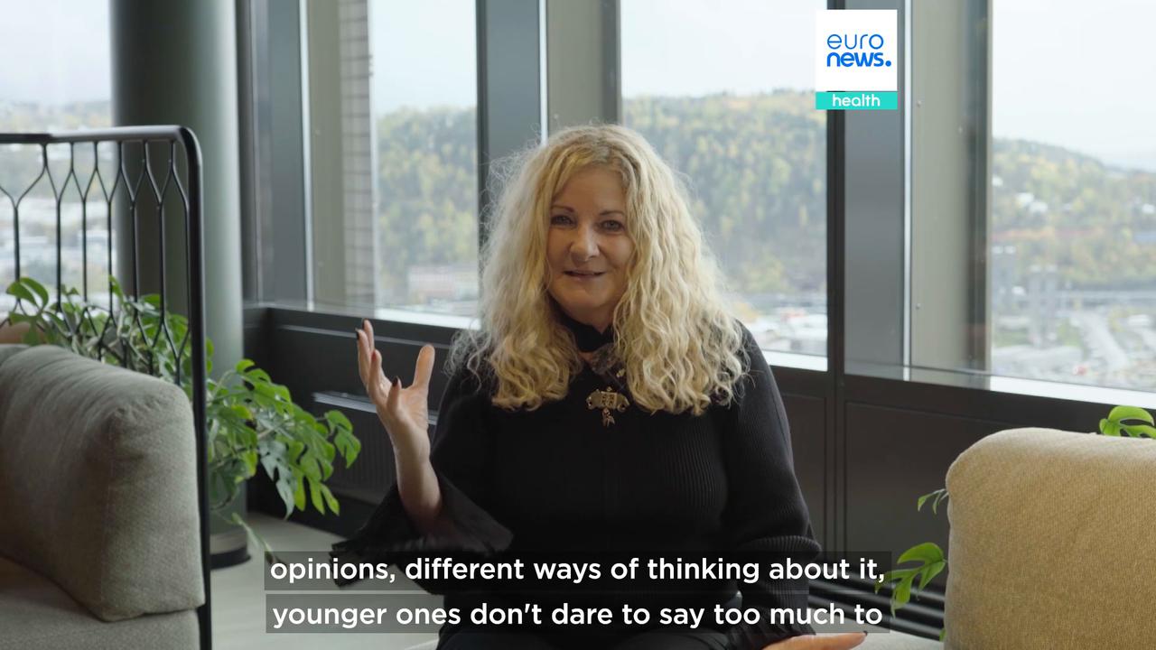 Video thumbnail for Watch: How holograms, virtual reality, and AI are transforming the operating room