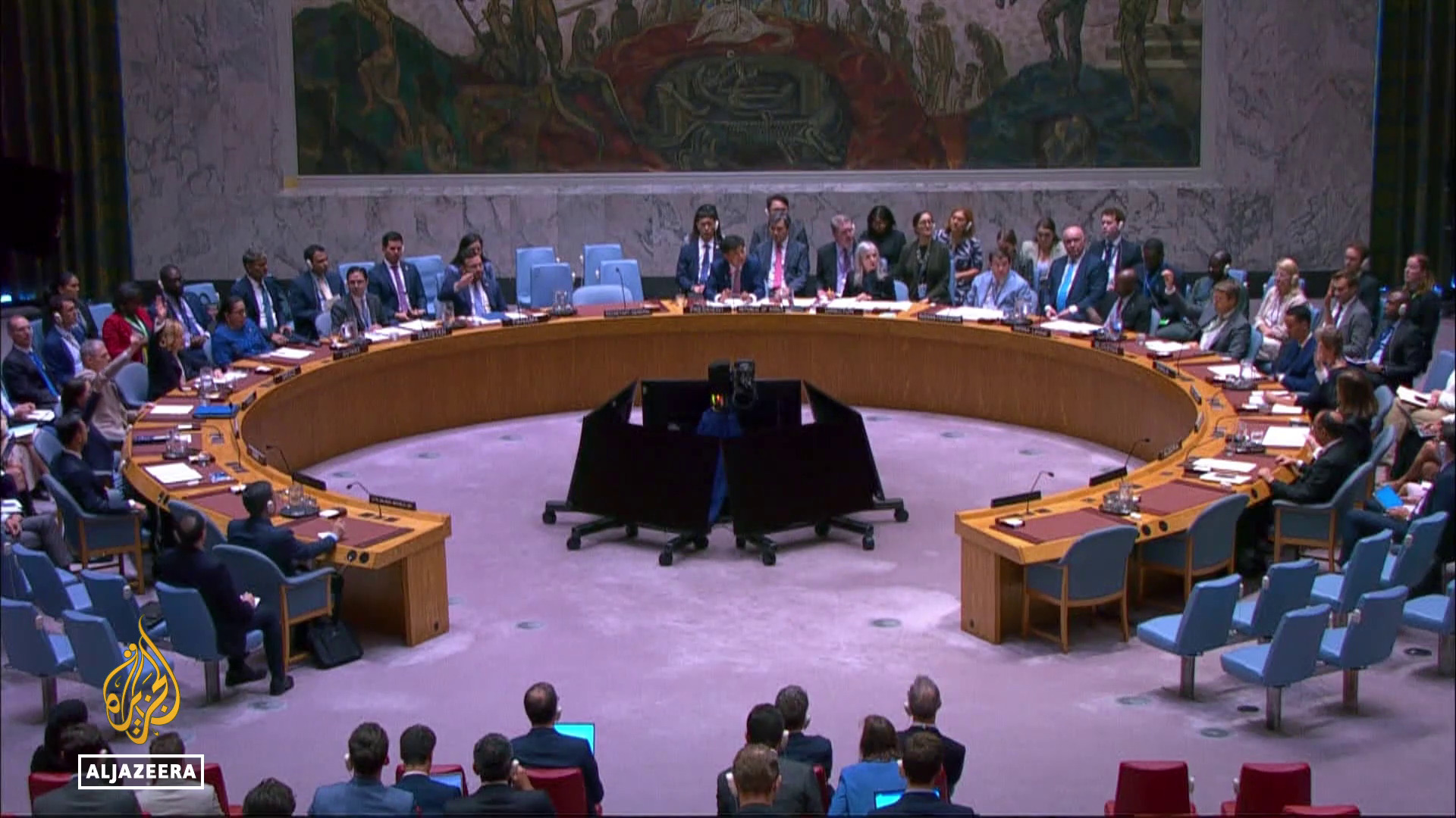 'Video thumbnail for UN security council vote: Sanctions set to be reimposed on Iran on Saturday'