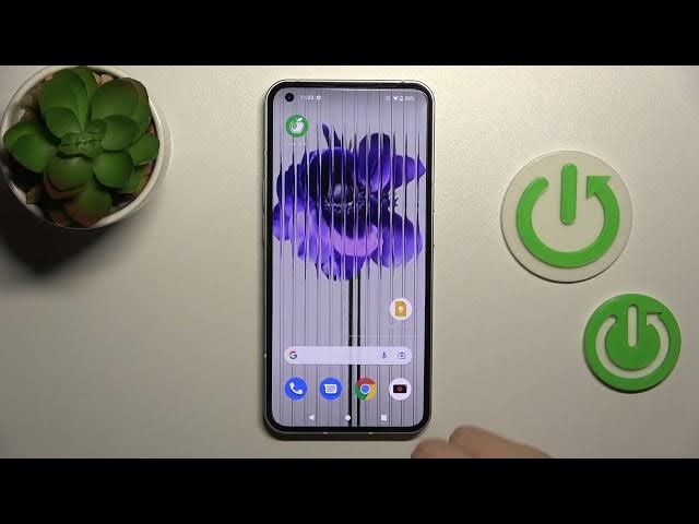 Video thumbnail for Nothing Phone 1 - How To Install iPhone Keyboard | Green Apple Keyboard App