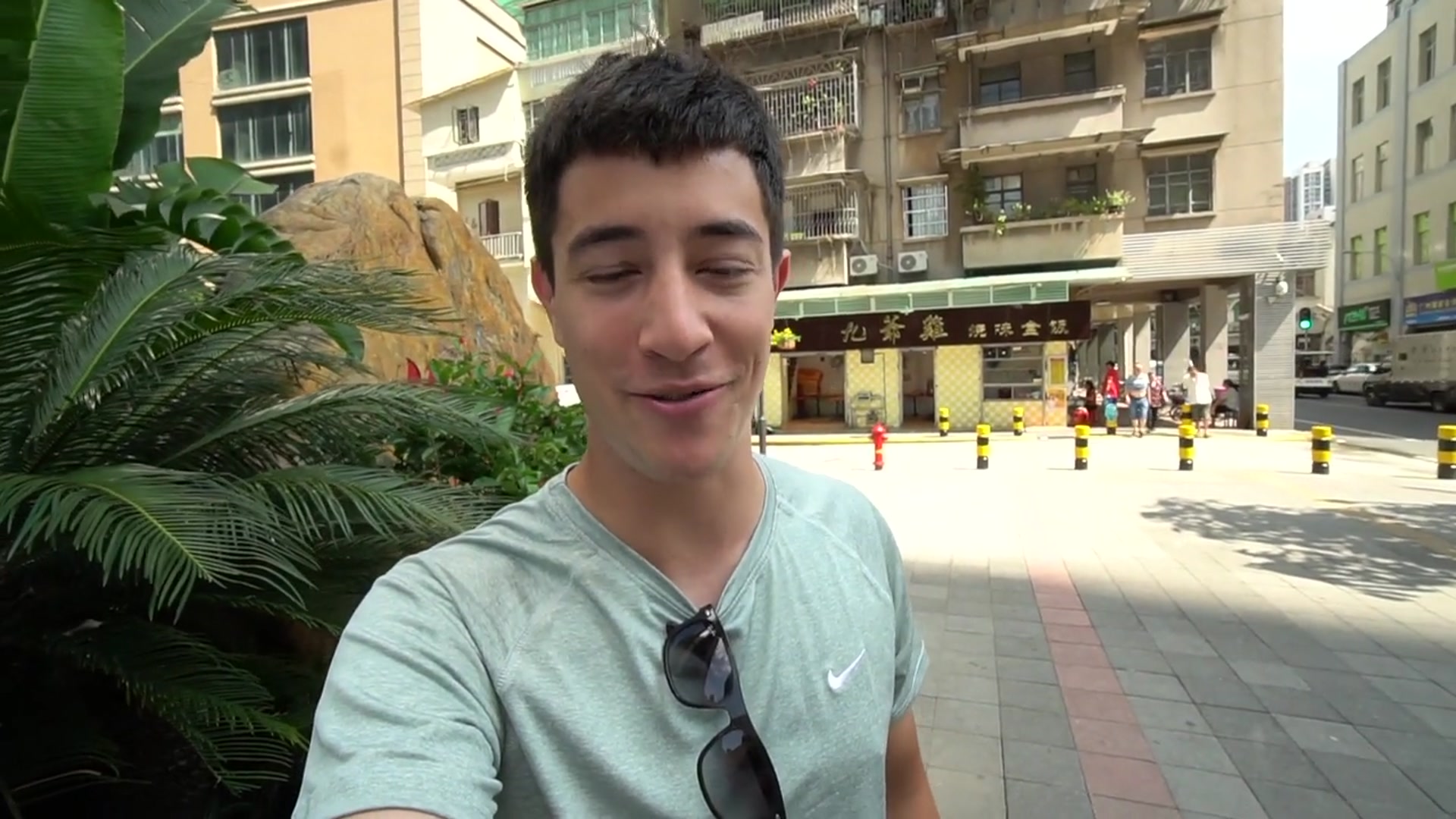 'Video thumbnail for Chinese Street Food - GIANT EXOTIC SEAFOOD Market in Guangzhou, China + BEST Street Food in China'