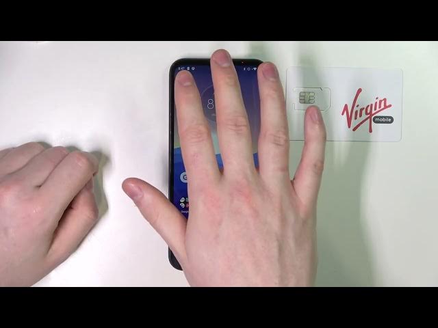 Video thumbnail for MOTOROLA Moto E6s Hand Size Comparison