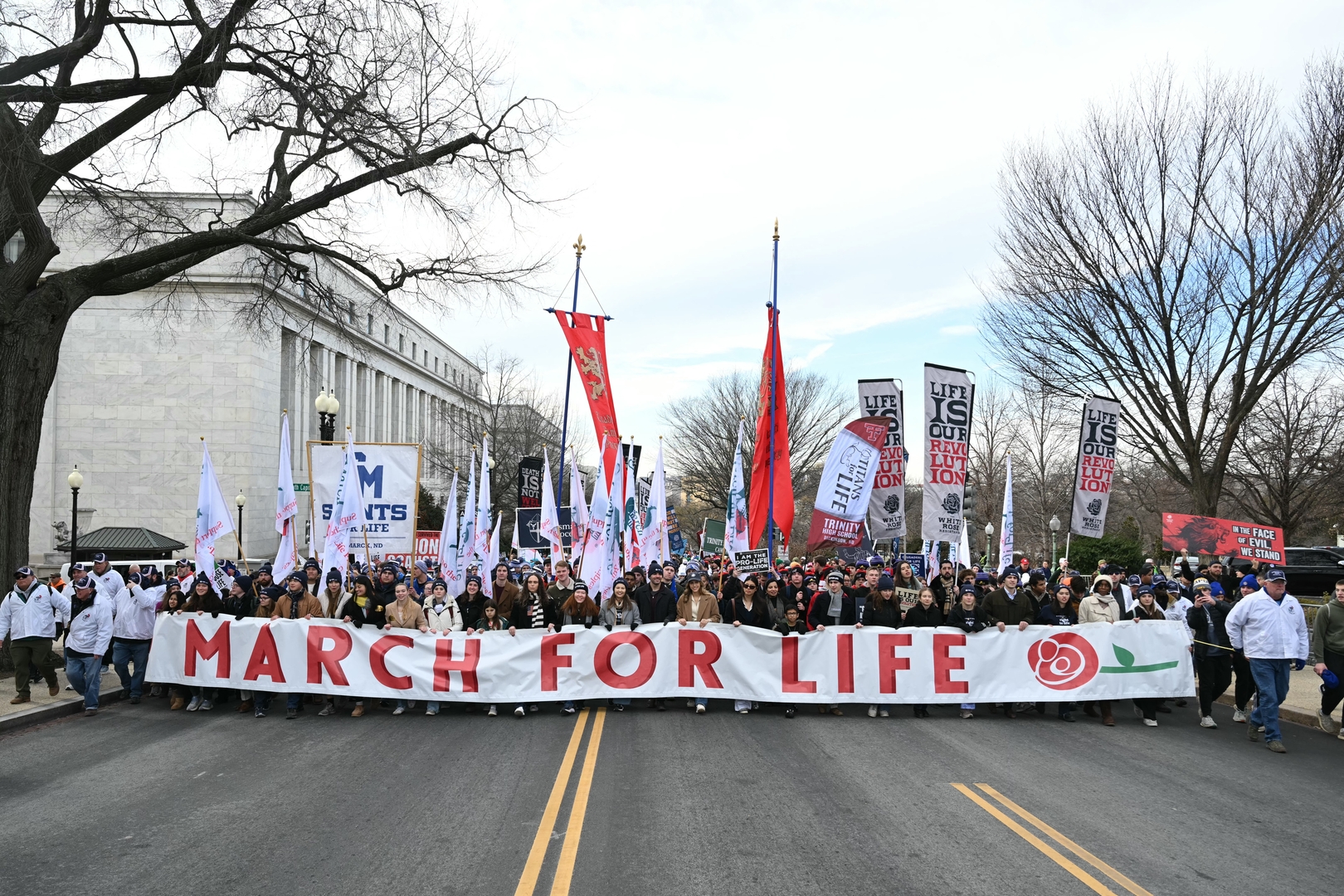 Video thumbnail for Thousands rally at 'March for Life' in DC: Abortion fight is still fuelling Trump supporters
