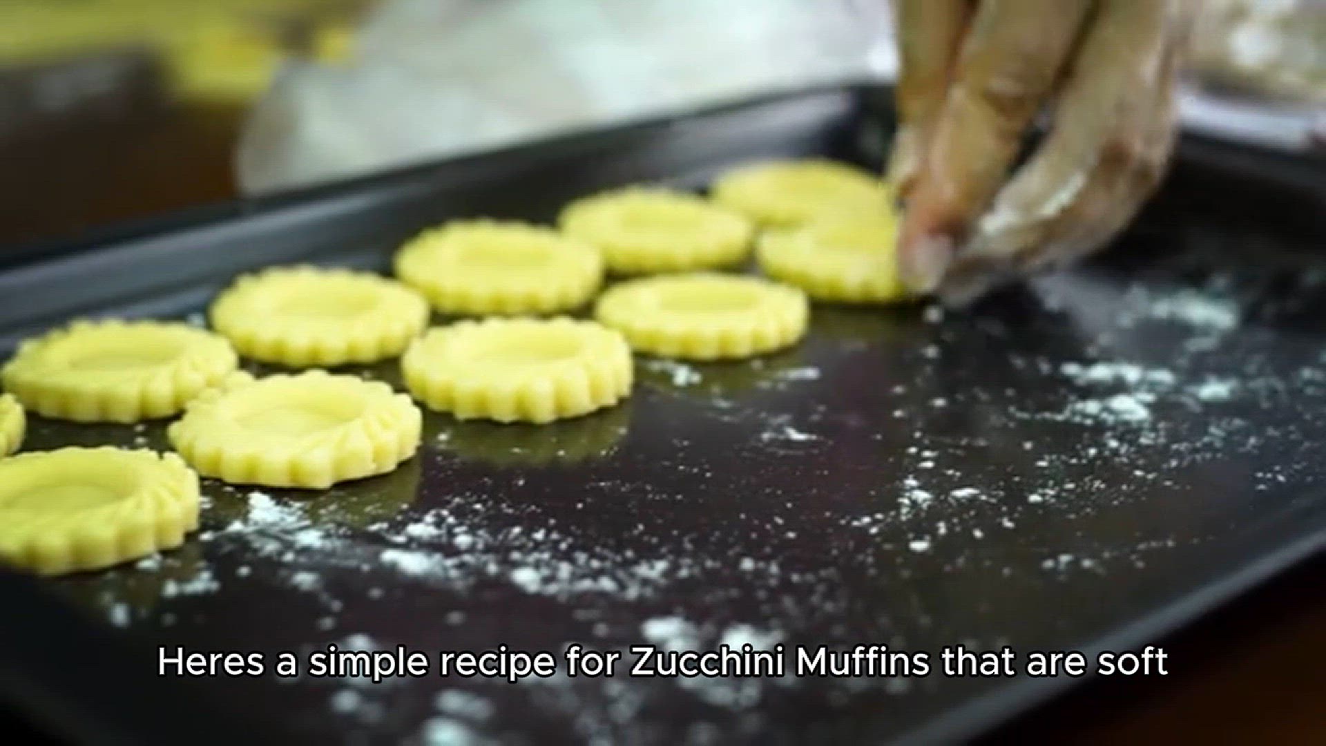 Video thumbnail for zucchini muffins recipe