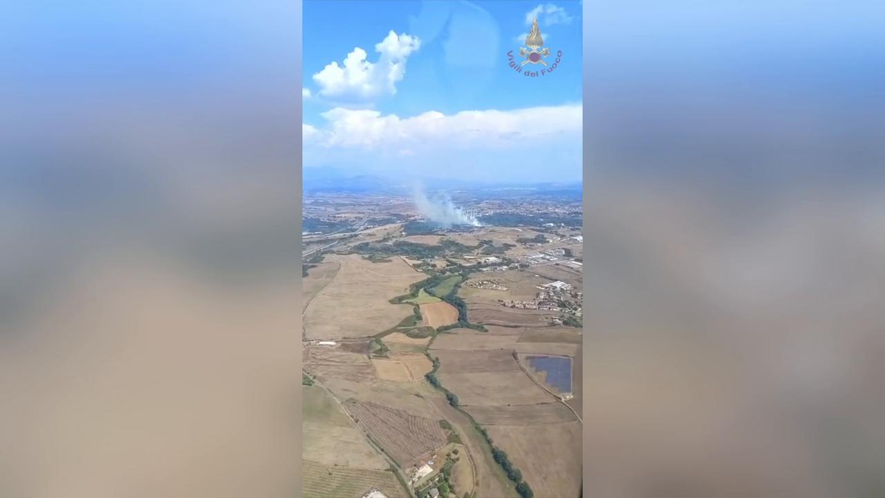 Video thumbnail for Italy: Munitions factory explodes near Rome.