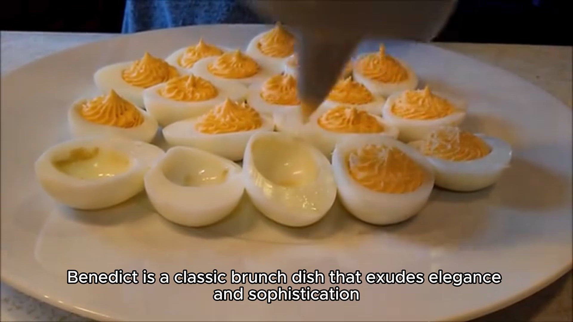 Video thumbnail for Eggs Benedict Recipe