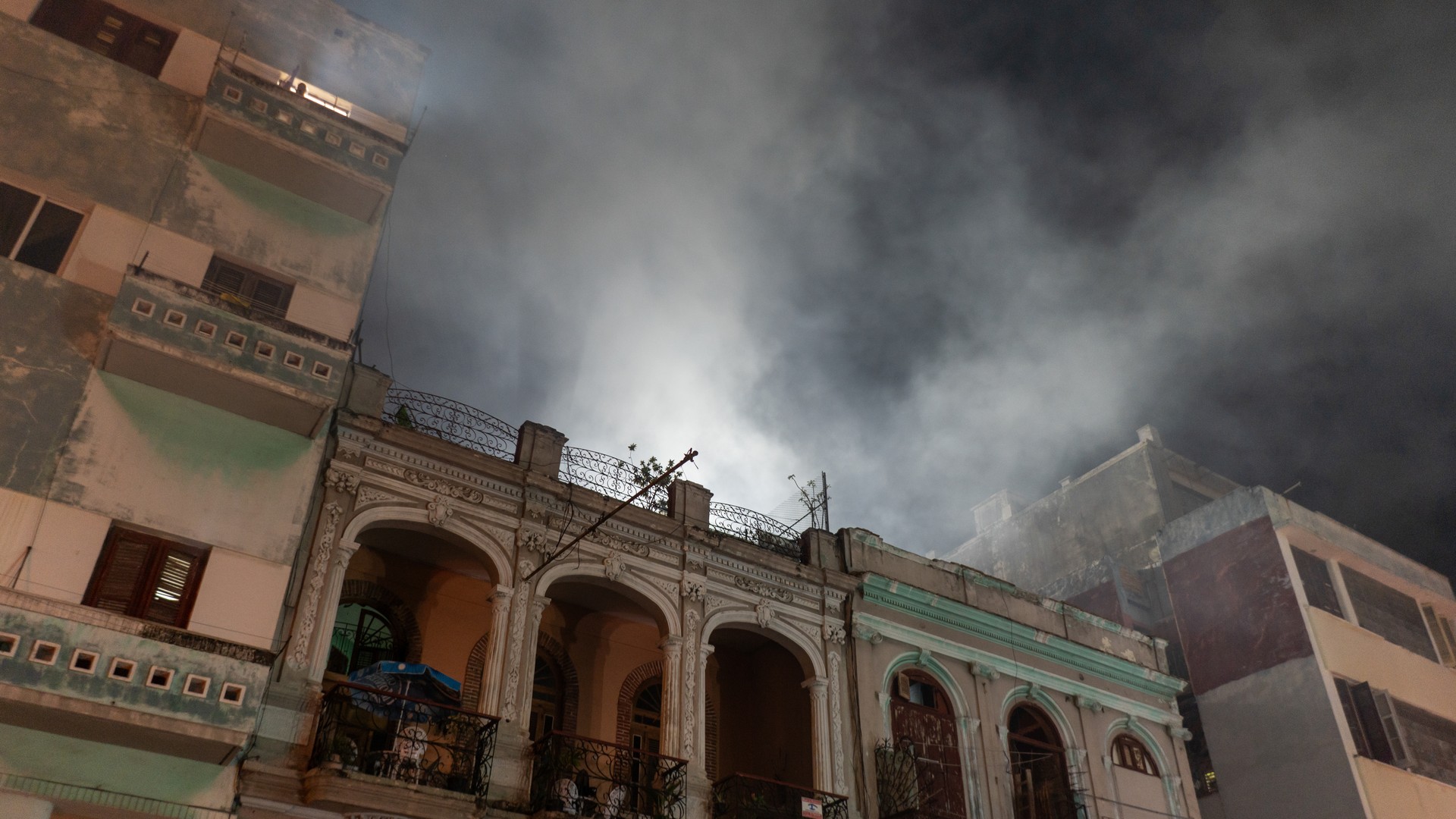 Video thumbnail for Cuba says it has run out of oil as blackouts, protests spread across Havana