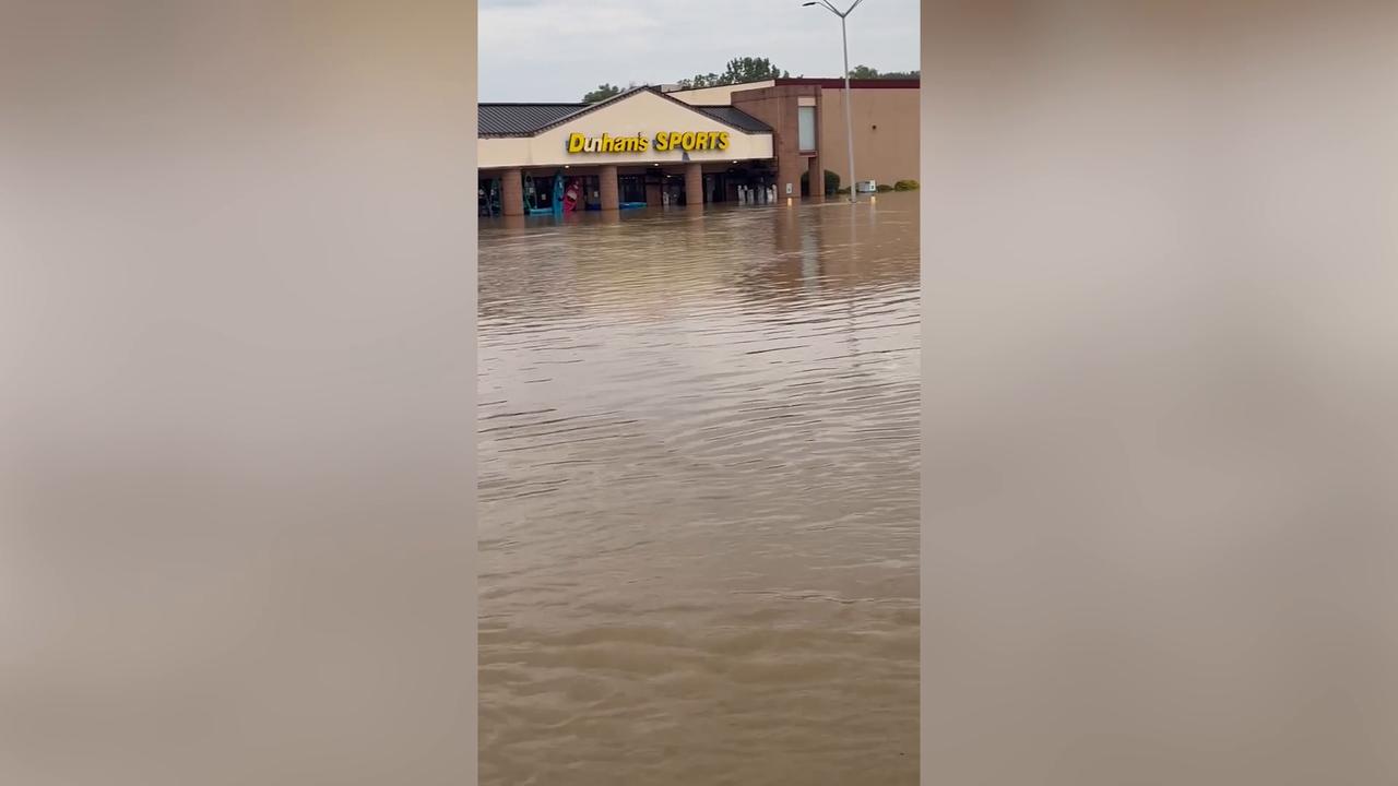 Video thumbnail for US: Severe flooding inundates streets, businesses in Anderson, Indiana.