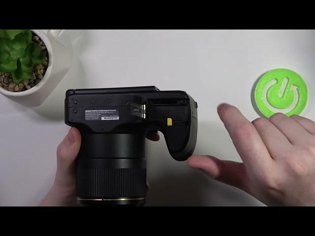 Video thumbnail for Camera Magic: The Ultimate Guide to Effortless SD Card Insertion with KODAK PIXPRO AZ652!