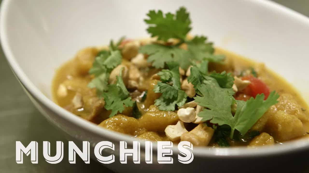 Video thumbnail for Daiquiris, Po'boys, Dancing, and More Daiquiris: Chef's Night Out with Nina Compton