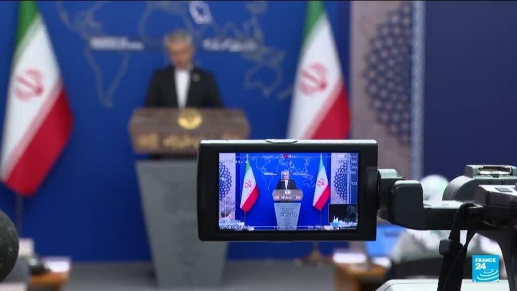 Video thumbnail for Iran and Oman 'close to deal' on Hormuz... but not with the US