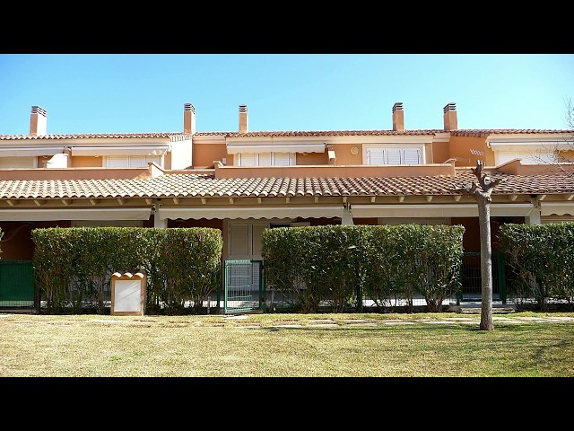 Video thumbnail for Adosado a la  venta en exclusividad en Javea, Costa Blanca.