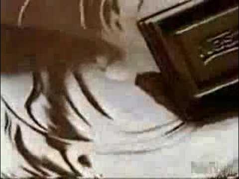 Video thumbnail for C'est Maurice QUI a mangé la mousse