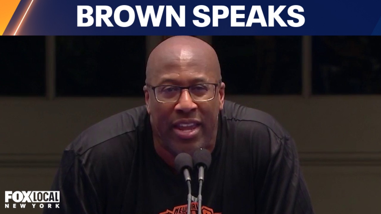 Video thumbnail for WATCH: Brown speaks at Knicks Championship Ceremony
