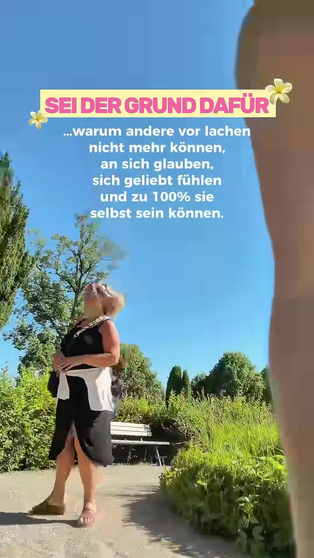Video thumbnail for Wenn Mama und ich versuchen das perfekte Foto zu schießen 😭👀😂