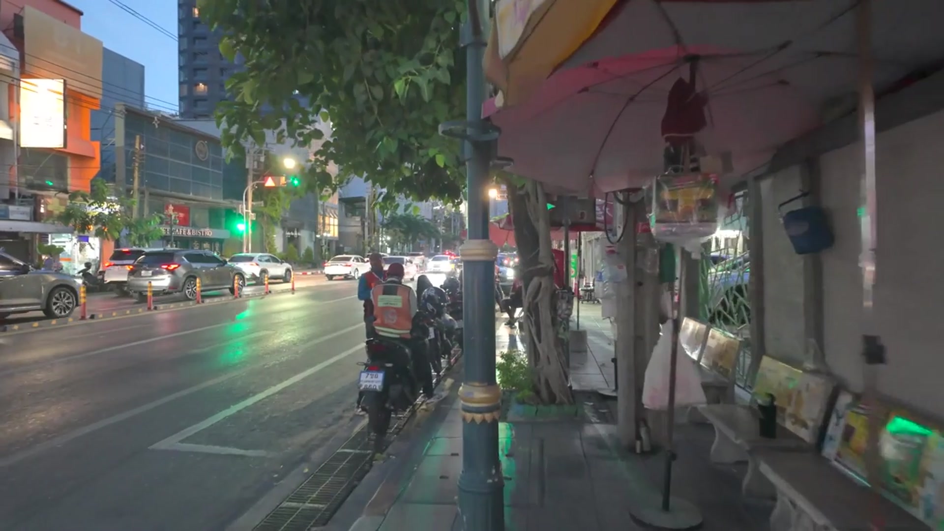 'Video thumbnail for Thonglor Bangkok Tour 2025 4K'