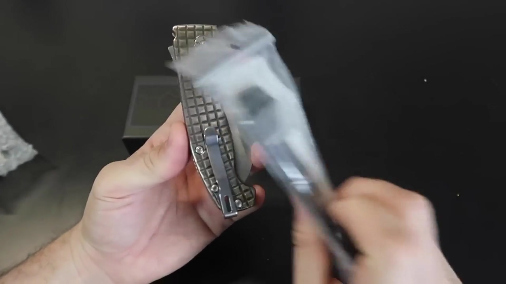 'Video thumbnail for 10 Next Level Knives You Can't Get a Hand on It (sold out in minutes)'