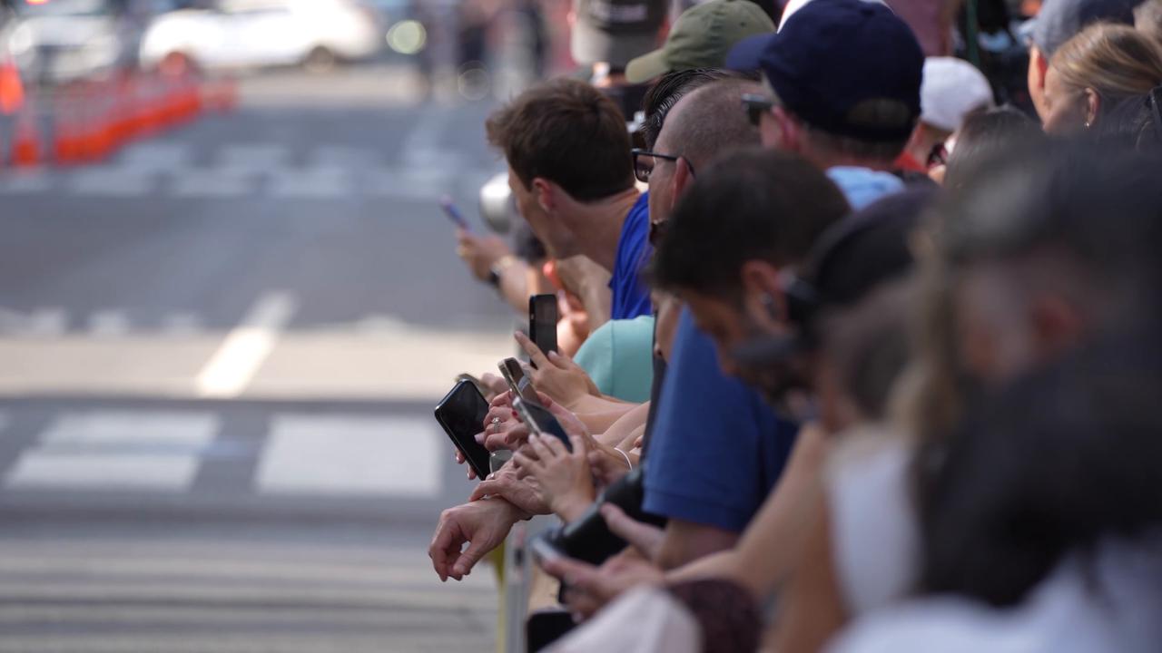 Video thumbnail for US: Celebrity guests arrive at Taylor Swift and Travis Kelce's wedding event in New York (2).