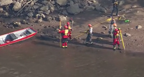 Video thumbnail for Woman missing in Delaware River after helping rescue young girl