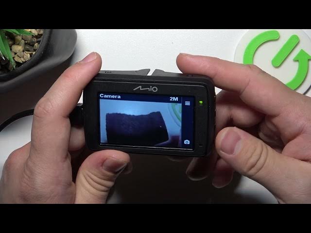 Video thumbnail for How To Take Photo With MIO MiVue 732