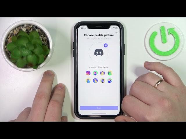 Video thumbnail for How to Make a Discord Account - Sign Up for Discord on a Mobile App