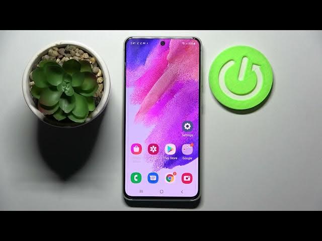 Video thumbnail for How to Activate Auto Brightness on SAMSUNG Galaxy S21 FE - Display Settings