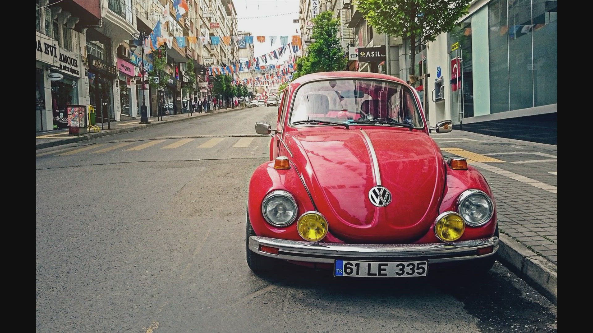 Video thumbnail for Top 10 Best-Selling Cars of All Time