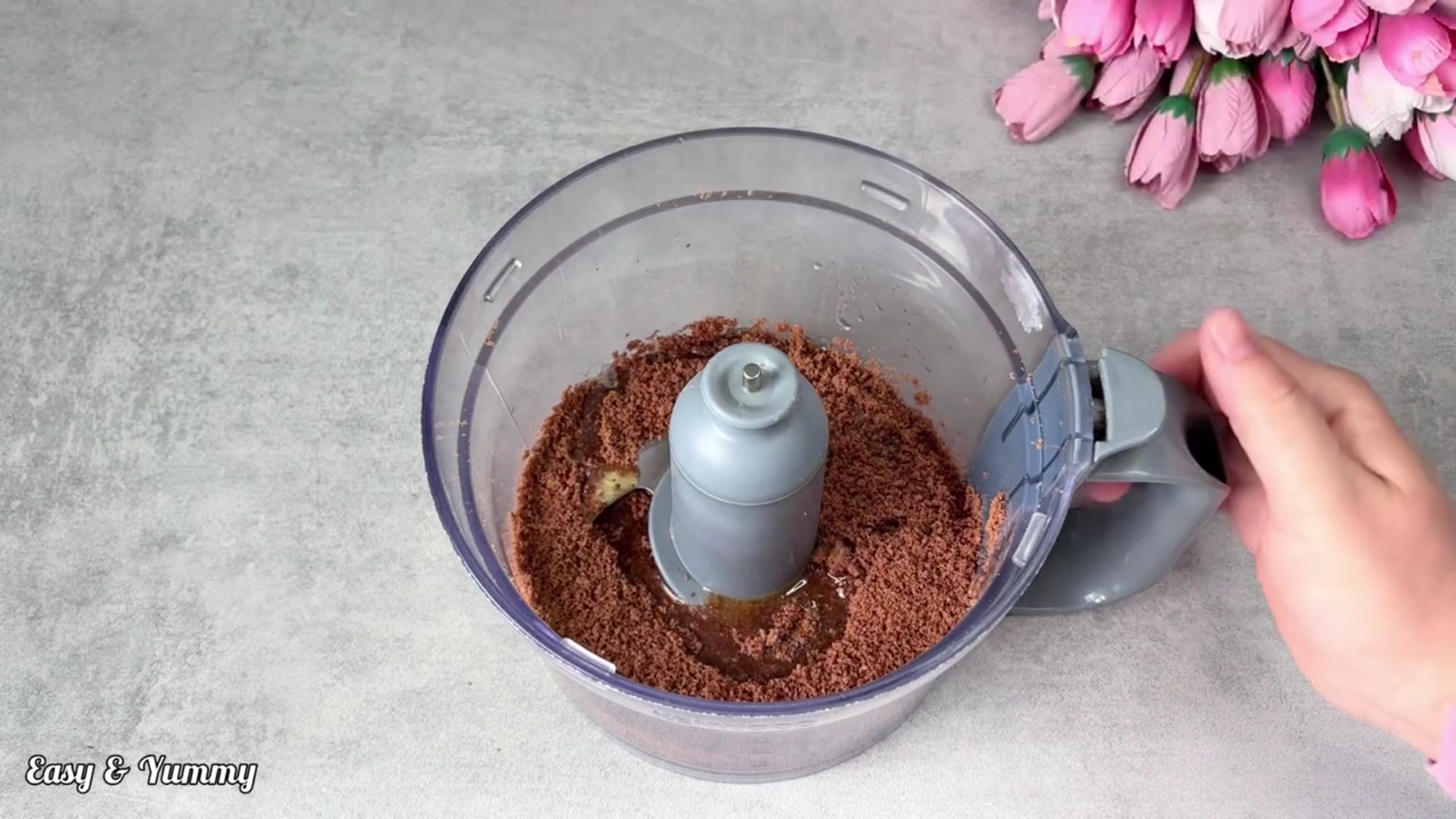 Video thumbnail for Quick and Delicious Chocolate Strawberry No Bake Dessert Cups in 15 Minutes. Easy and Yummy! (720p 60fps)