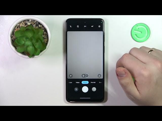 Video thumbnail for How to Manually Adjust the Camera Brightness on a MOTOROLA Moto G53
