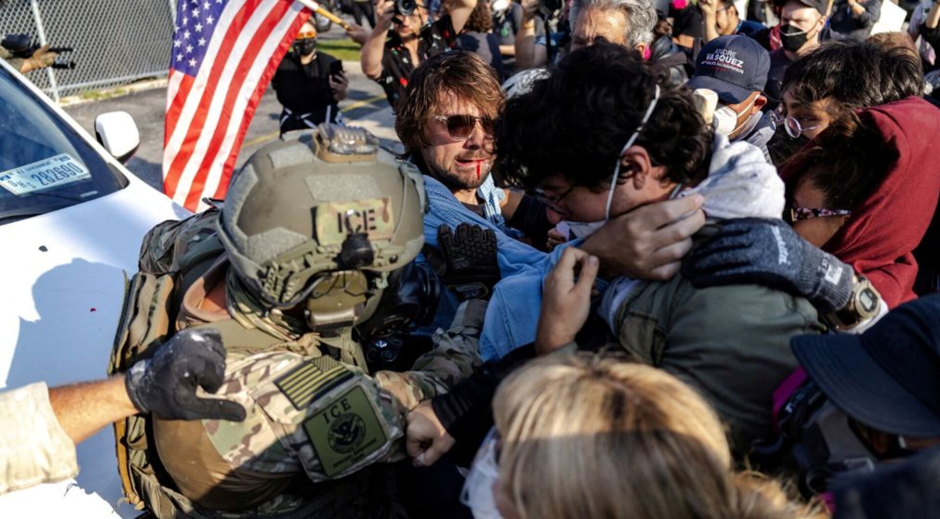'Video thumbnail for Supreme Court to decide on Trump’s power to send the National Guard into Chicago'