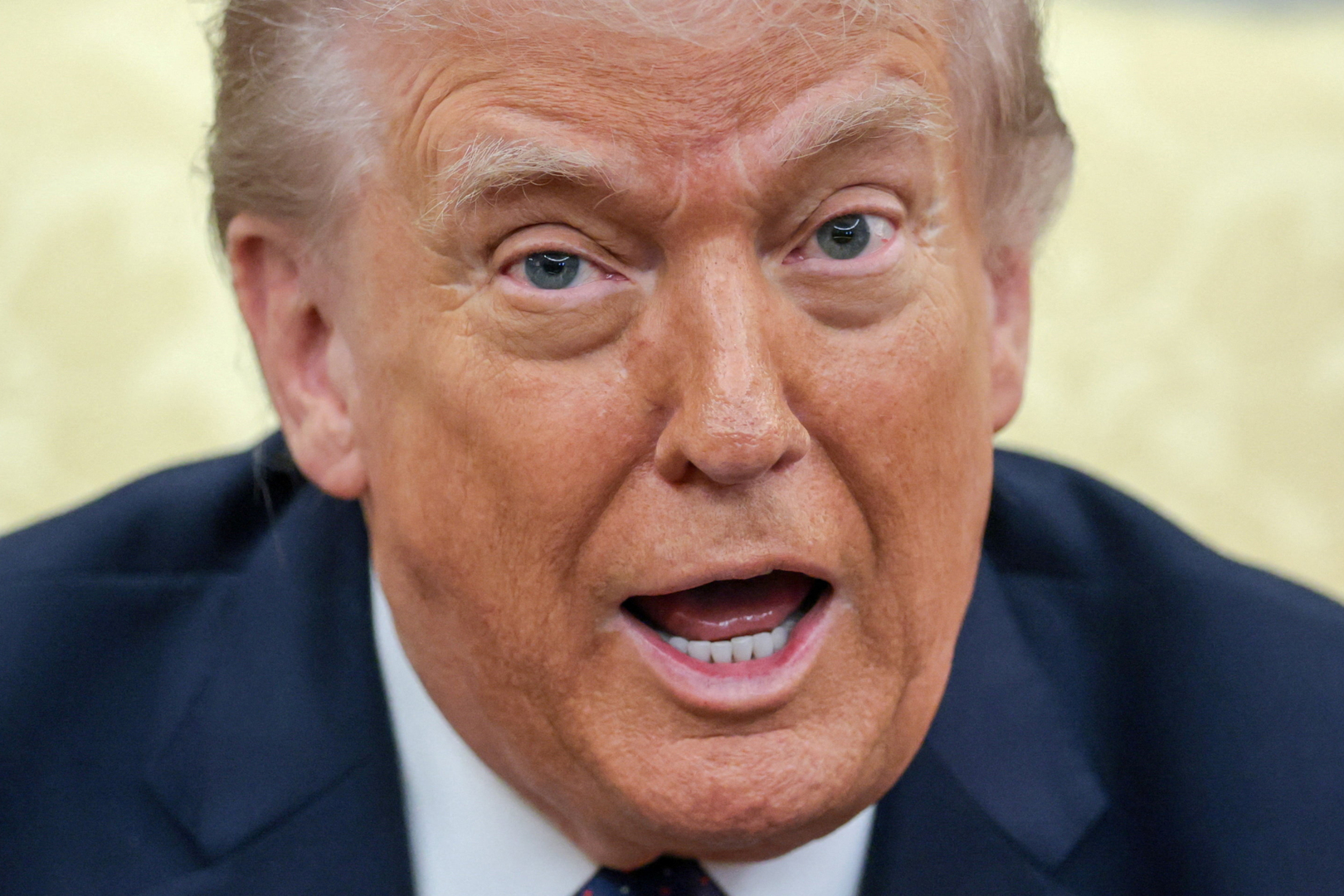 Video thumbnail for Trump: ‘We’re going to cut off all trade with Spain’