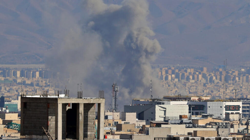 Video thumbnail for Israel has 'freer hand in Lebanon' as US not involved