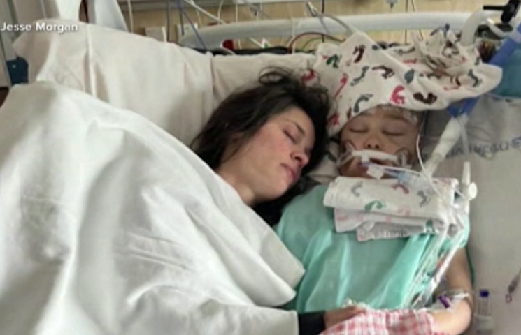 Video thumbnail for Parents sue sporting goods company after badminton racket death of Sussex County child