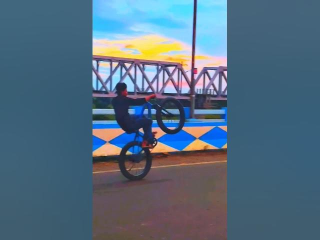 Video thumbnail for ⚡Rolling on👍,,,,,,#viralvideo #viralreels#popular #wheelie #trending #kolkata