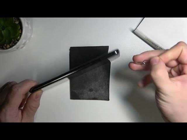 Video thumbnail for Does the Realme GT Master Edition have a micro SD Card input?