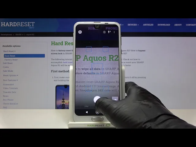 Video thumbnail for How to Activate Camera Timer on Sharp Aquos R2 - Self Timer Feature