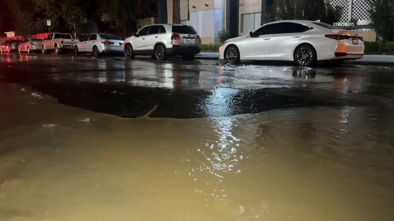 Video thumbnail for US, Los Angeles: Winnetka Water Main Break Near DMV Causes Disruption.