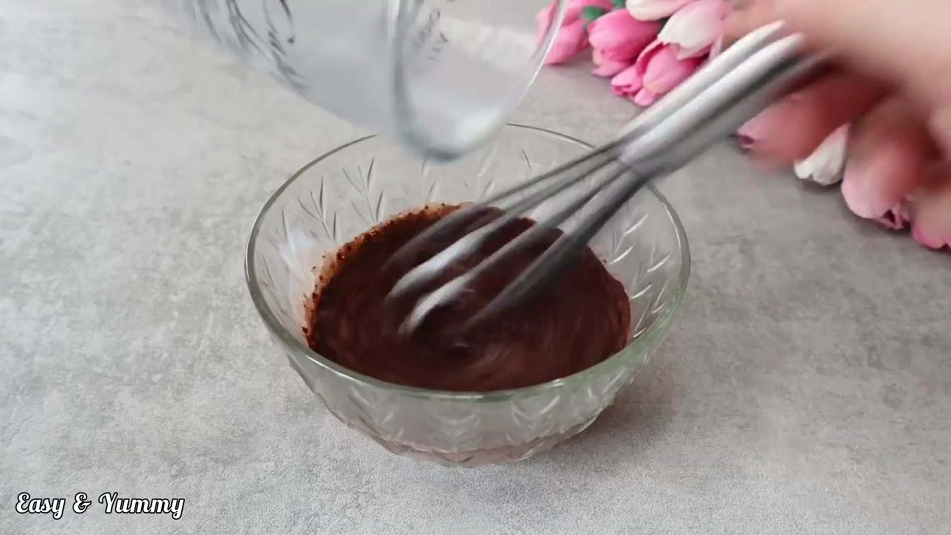 Video thumbnail for Mocha Dessert Cups. Homemade dessert in 5 minutes. No baking, no egg or gelatine! Easy and Yummy! (720p 30fps)
