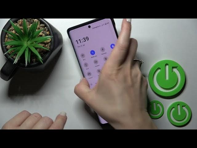 Video thumbnail for How to Switch On Flashlight in VIVO X80 Pro?