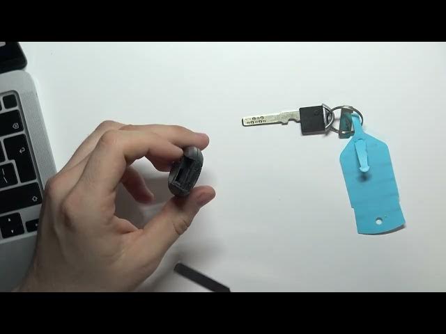 Video thumbnail for How to Eject Manual Key for Nissan GT-R R35 ( 2007 - now ) | Take Out Manual Key