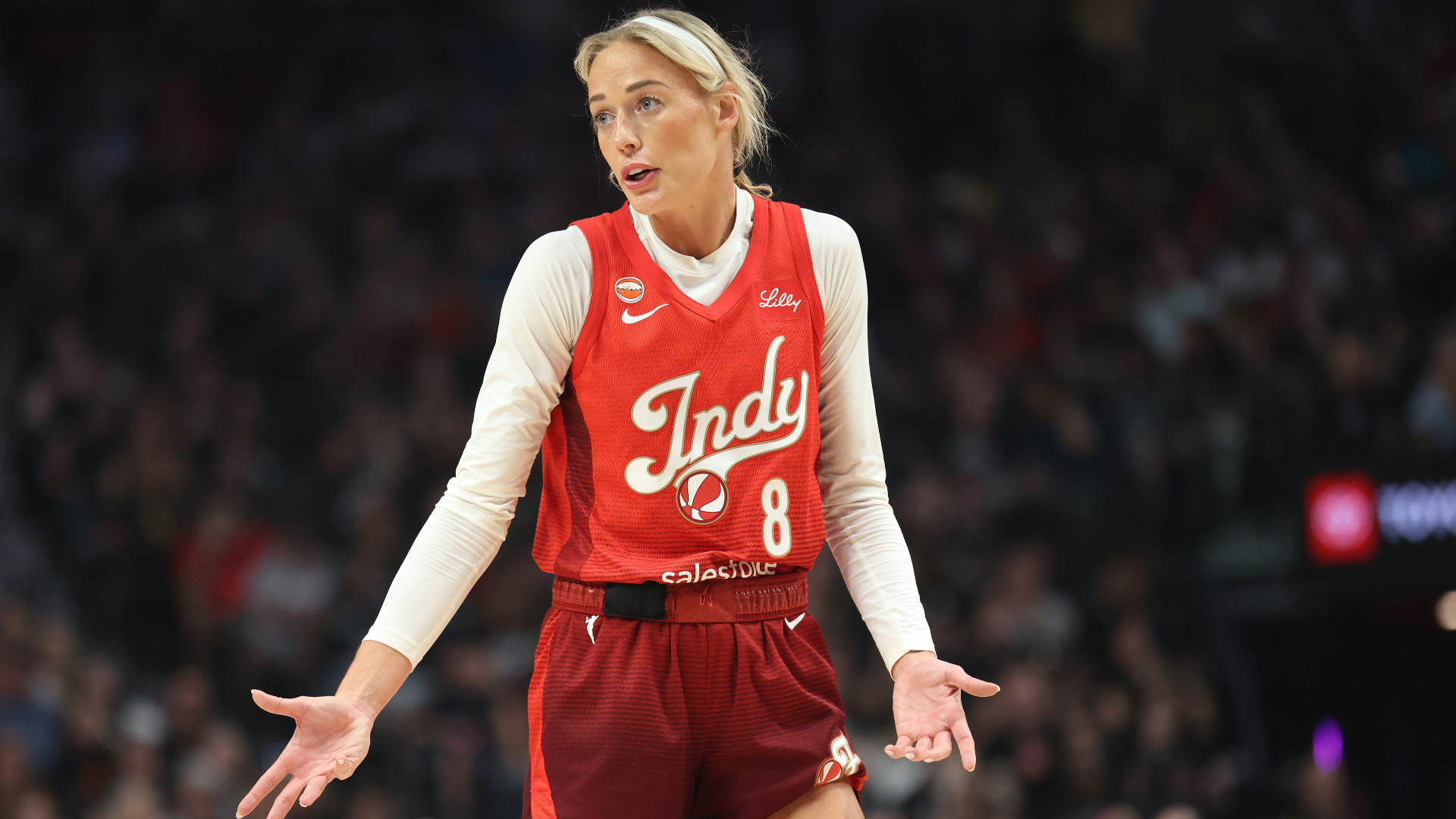 Video thumbnail for Sophie Cunningham's Rise as a Cult Star in the WNBA