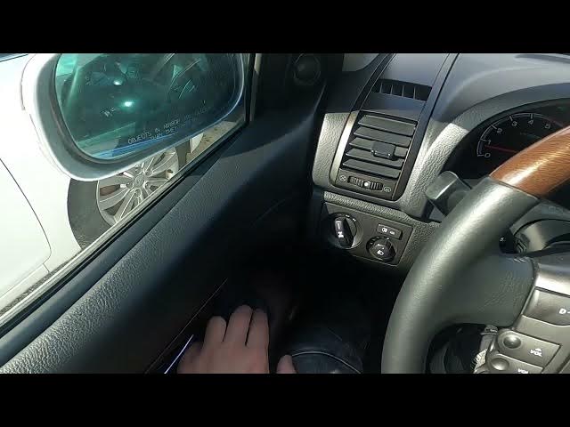 Video thumbnail for How to Close and Open Side Rearview Mirrors in Ssangyong Rexton III ( 2012 – 2016 )