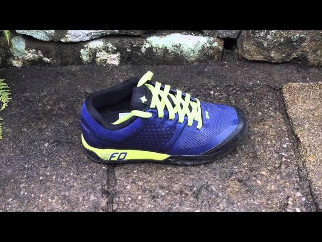 Video thumbnail for Head 2 Head - FiveTen vs Specialized Flat Shoes