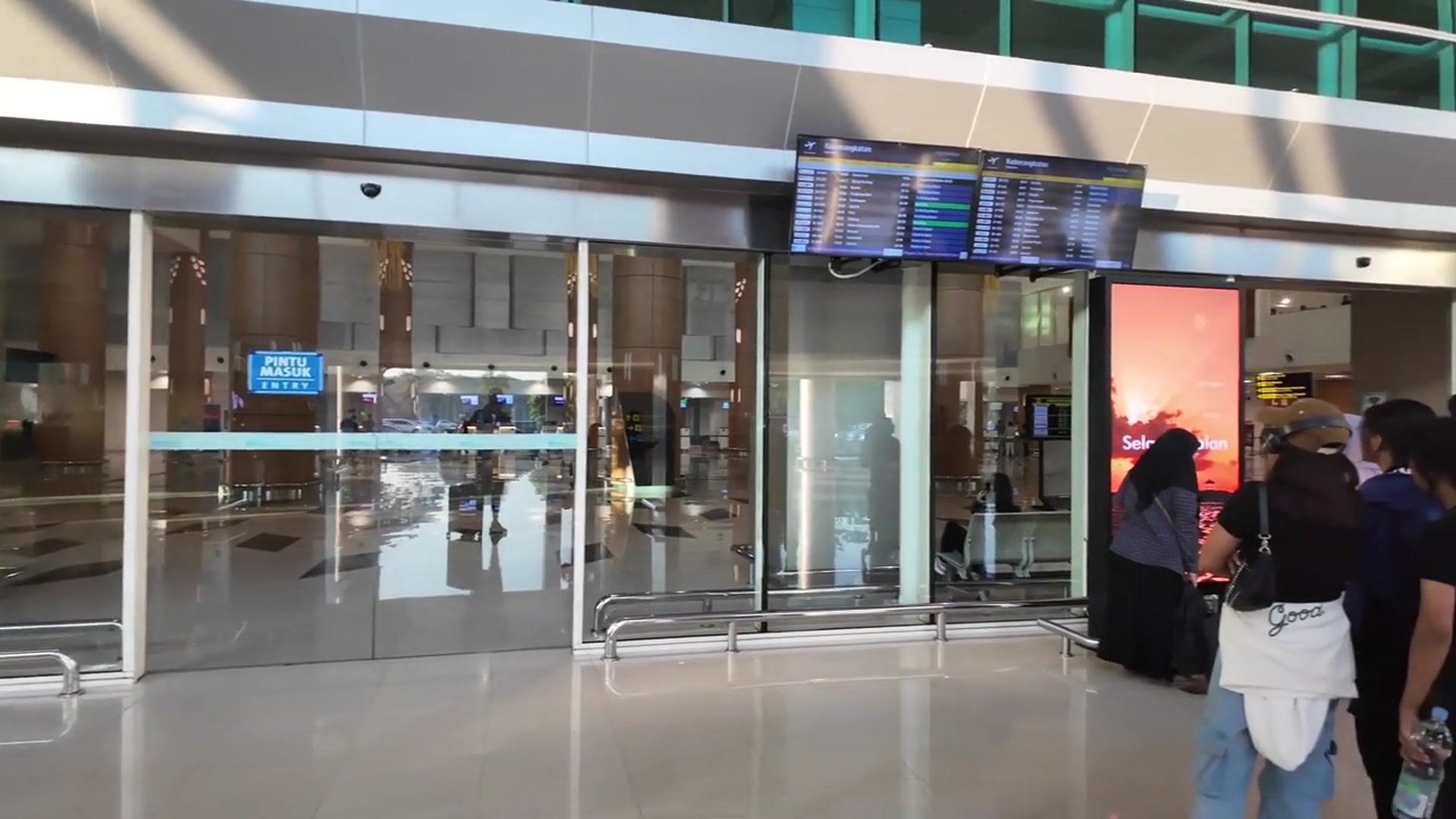 'Video thumbnail for Surabaya Airport Departure Tour 2025 SUB'